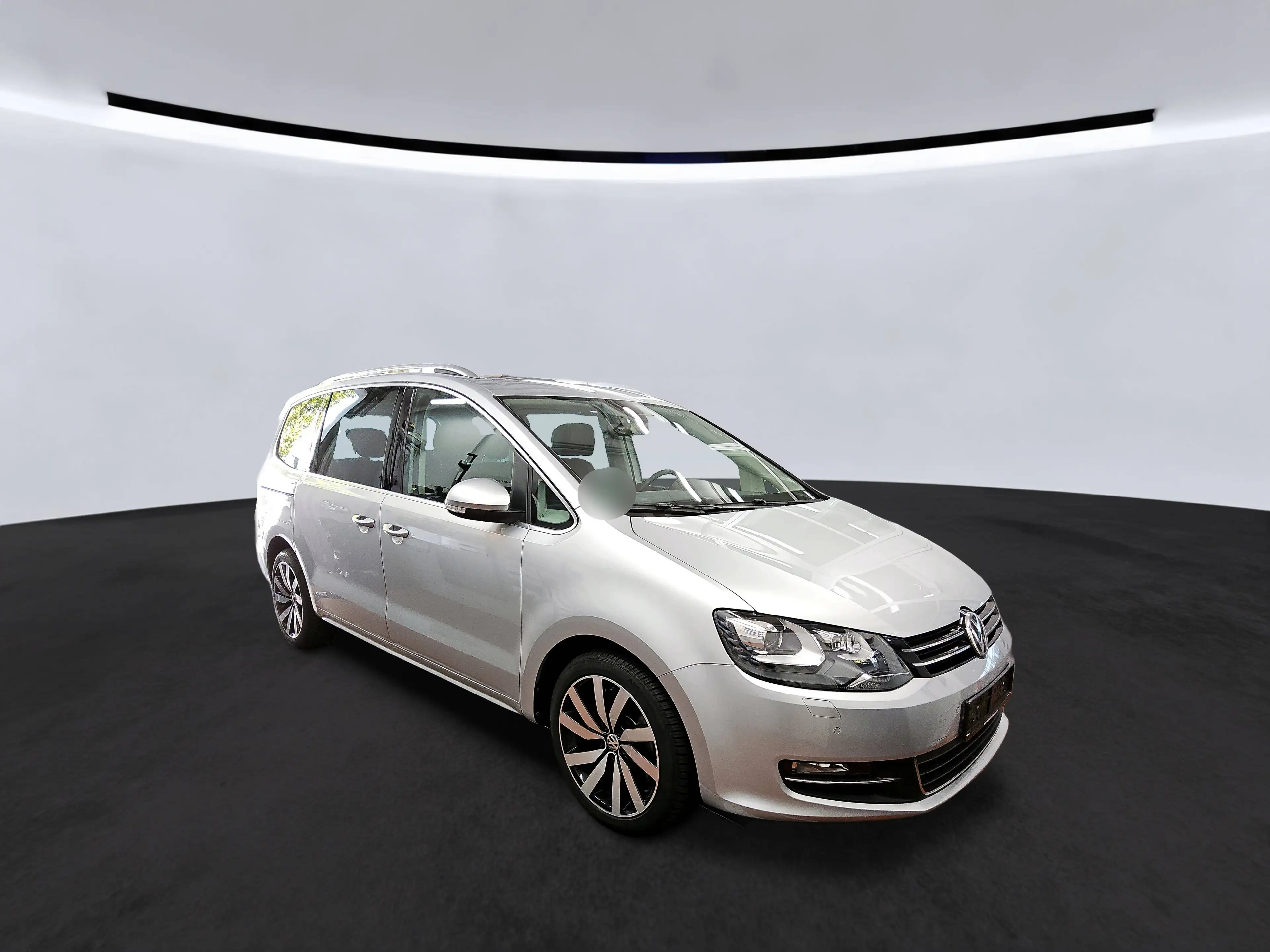Volkswagen Sharan 1.4 TSI DSG Highline **nur 10.000 km ** PANORAMA*18Zoll*7-SITZ* — photo 2