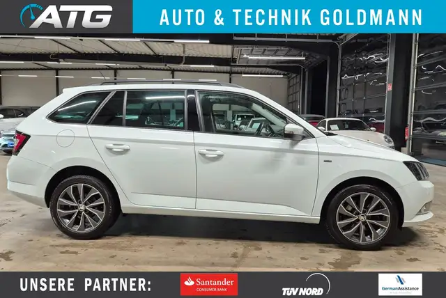 Skoda Fabia FABIA COMBI AMBITION NAVI SHZ CAMERA ACC AHK