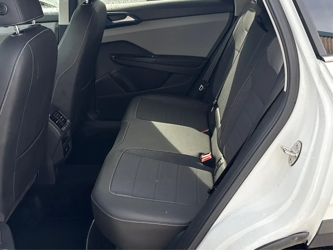 Volkswagen Taos снимка Volkswagen Taos