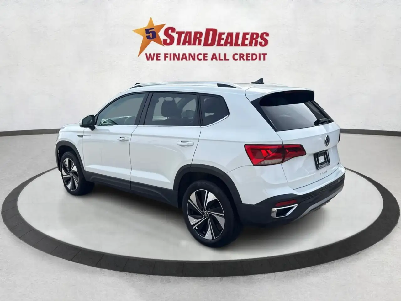 Volkswagen Taos снимка Volkswagen Taos