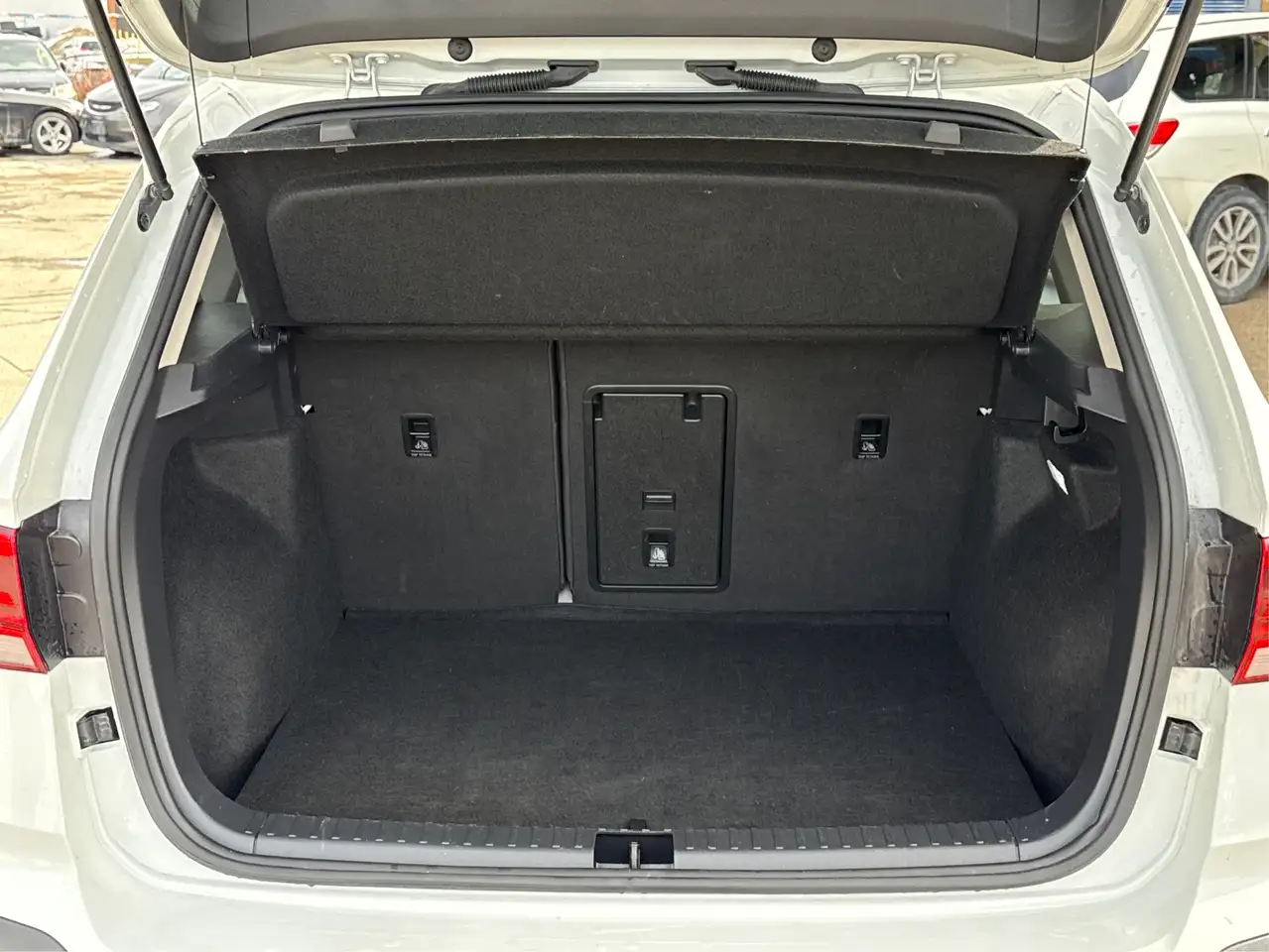 Volkswagen Taos снимка Volkswagen Taos