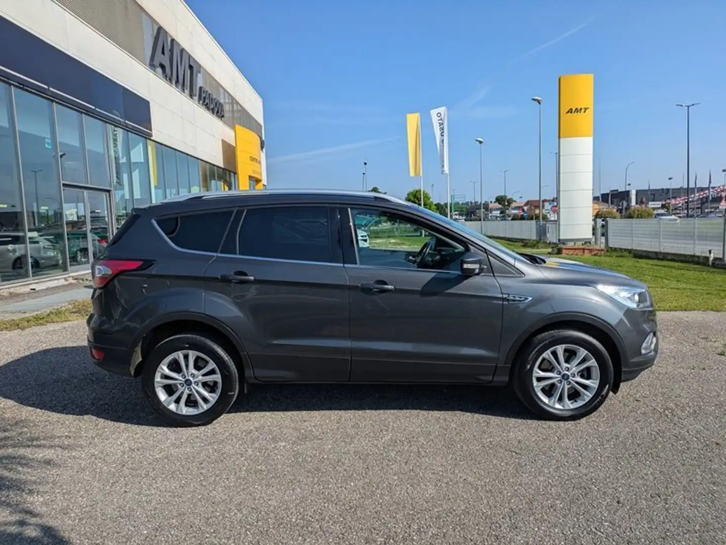 Ford Kuga Kuga 1.5 tdci Titanium PRONTA CONSEGNA - 2
