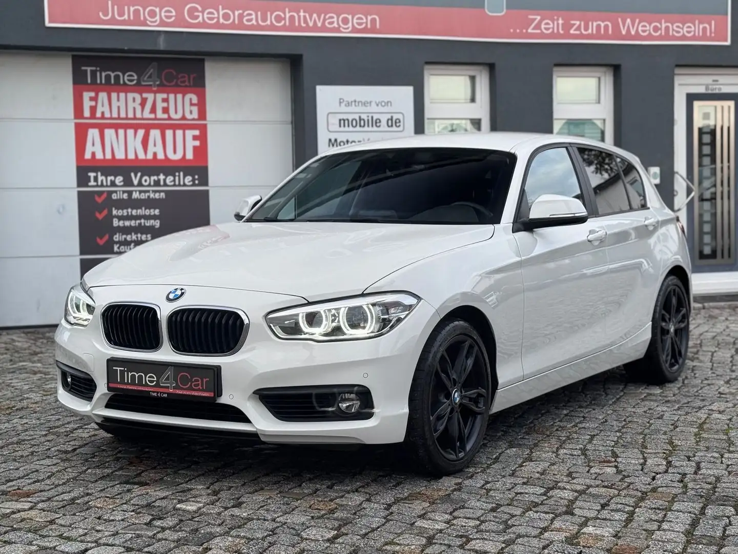 BMW 120 Advantage LED Navi SHZ M-Felge Autom. Blanc - 2