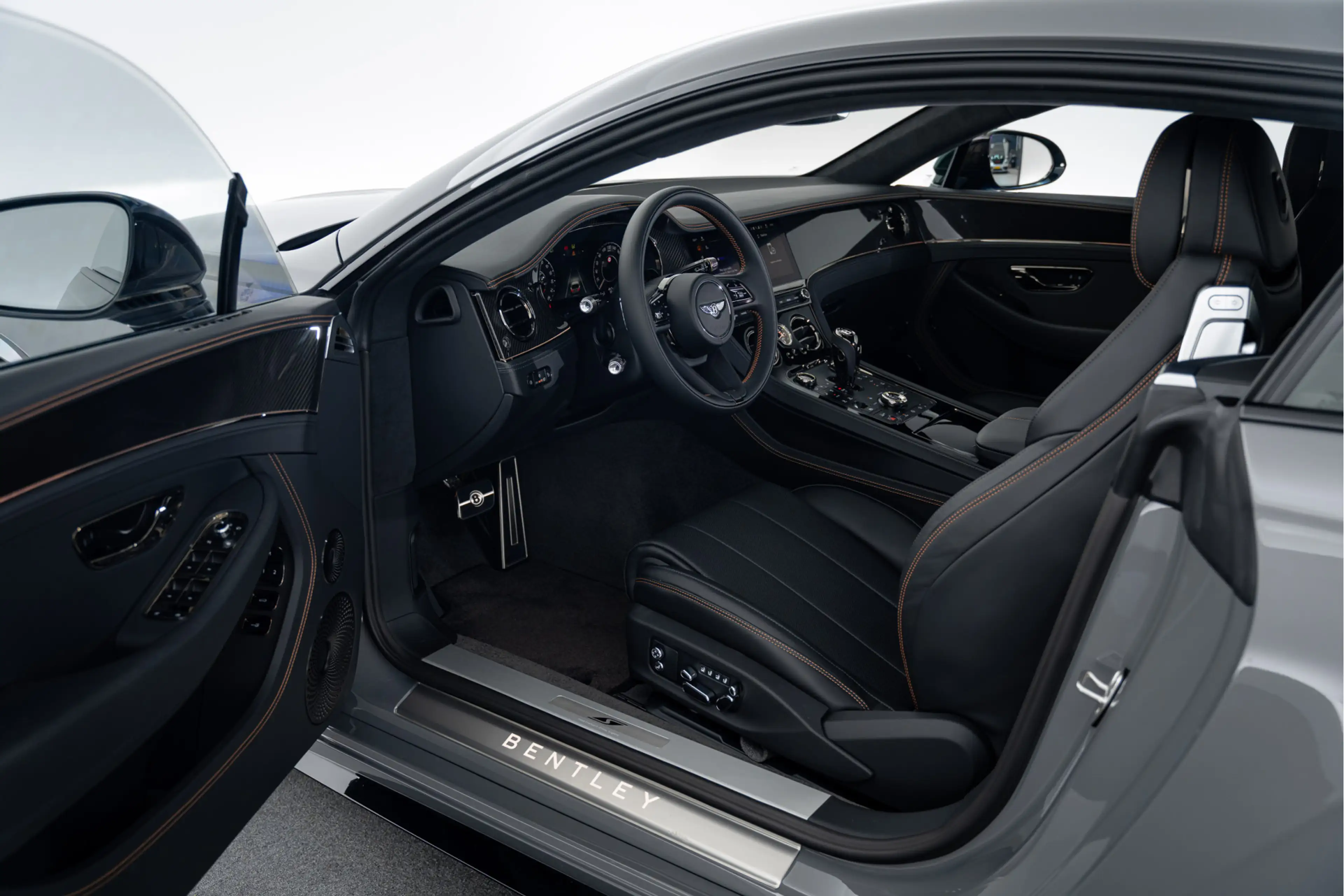 Bentley Continental GT S V8 Hybrid MY2026 — photo 6