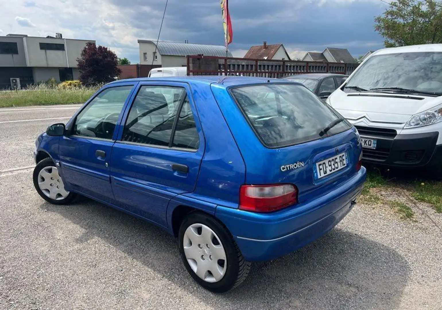 Citroen SAXO Citroën 1.4 75 CV Bleu - 2