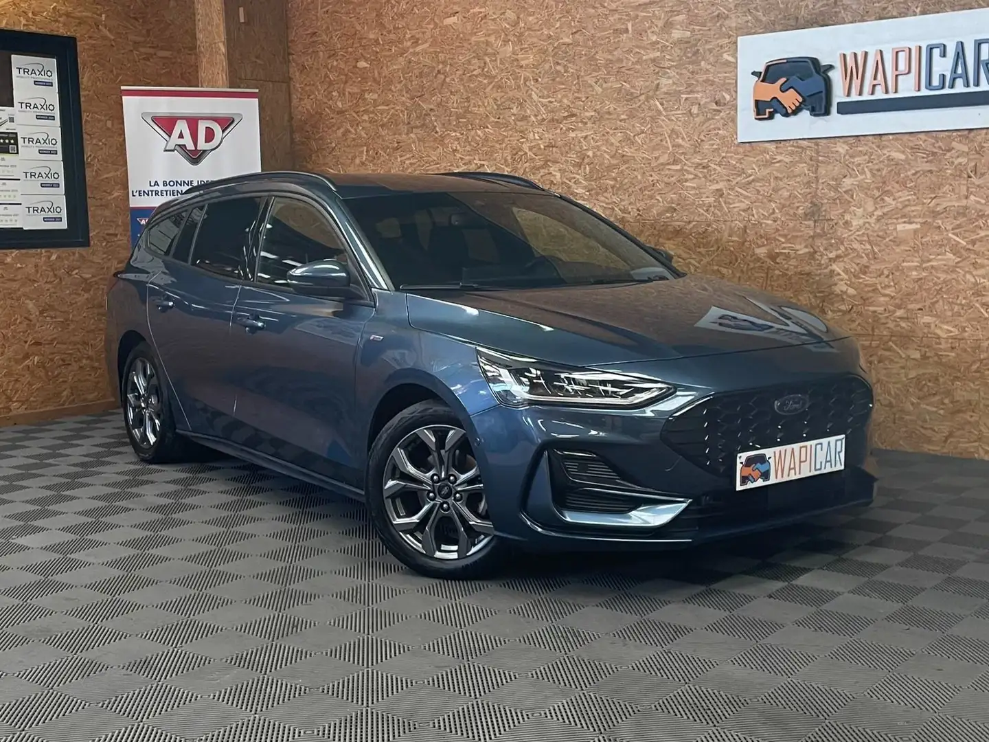 Ford Focus ST Line Mhev/ecoboost hybrid Blauw - 1