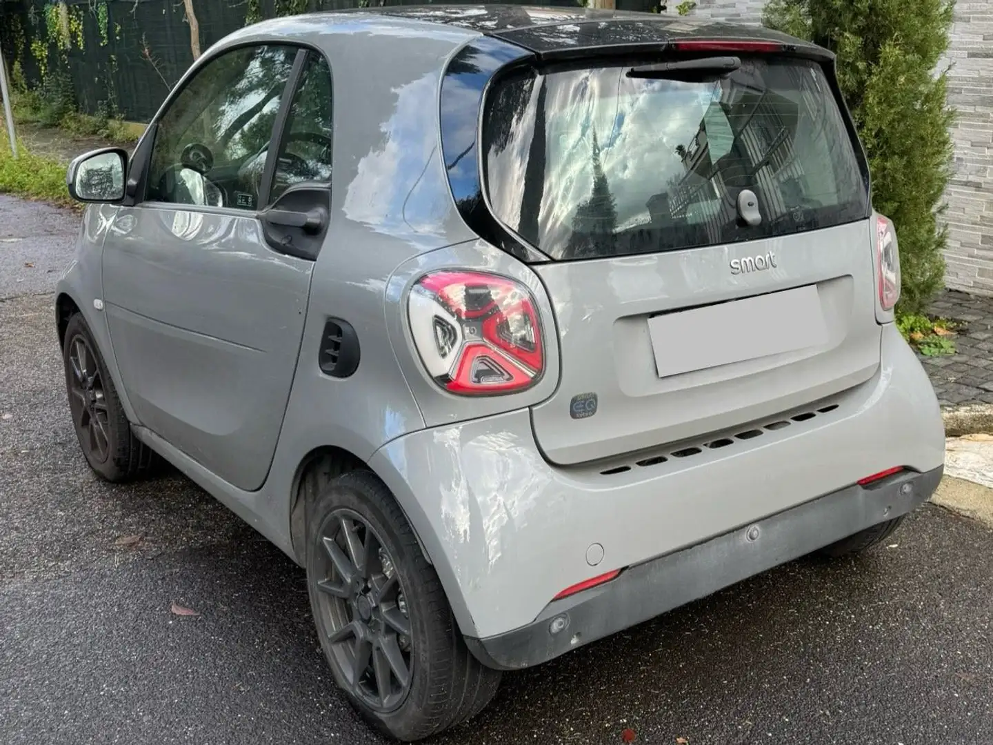 smart forTwo Fortwo III 2020 eq racingrey 22kW Grigio - 1