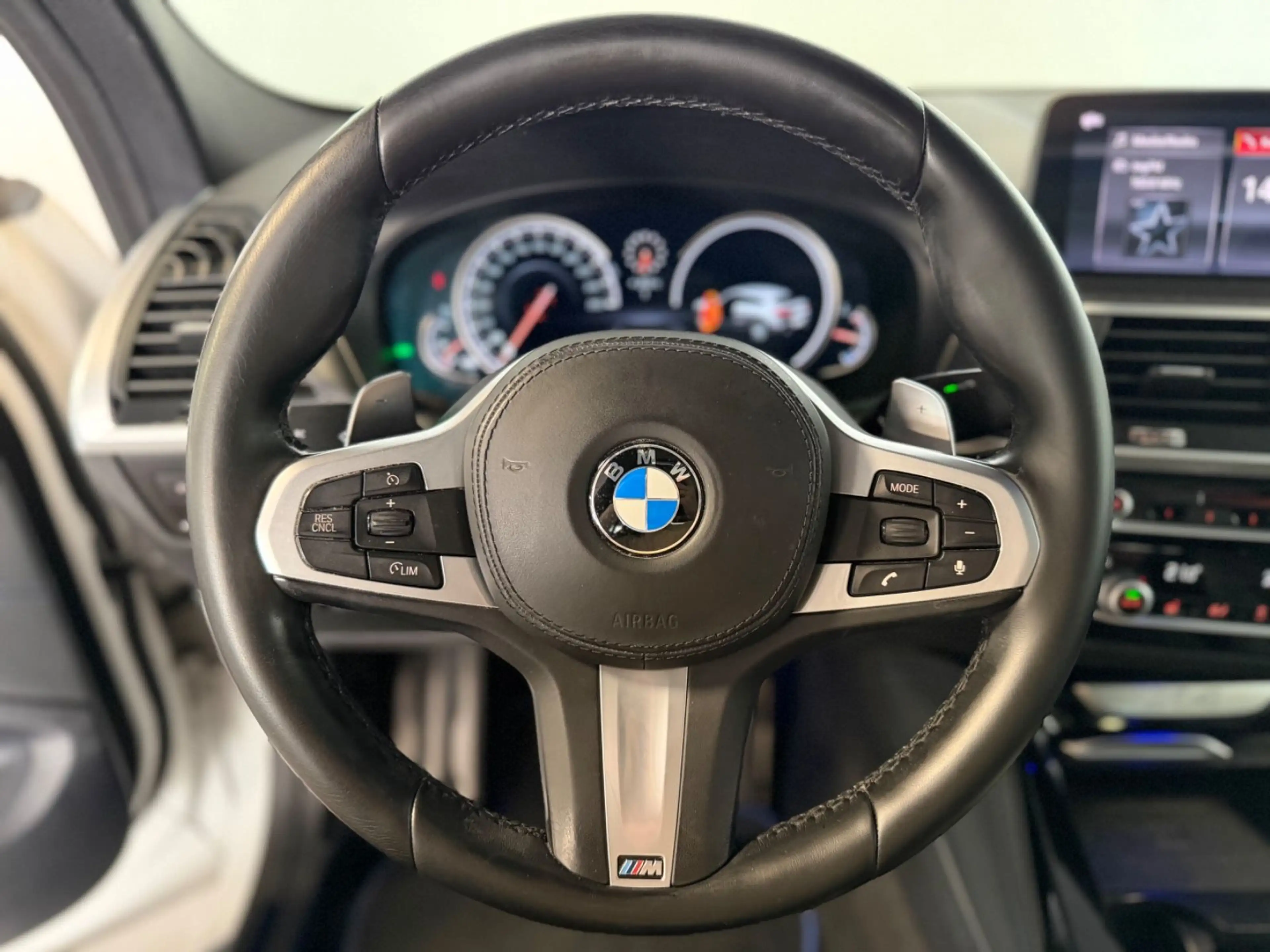 BMW X4 xDrive 25d M Sport*Pano*SHZ*AHK*Virtual* — photo 10