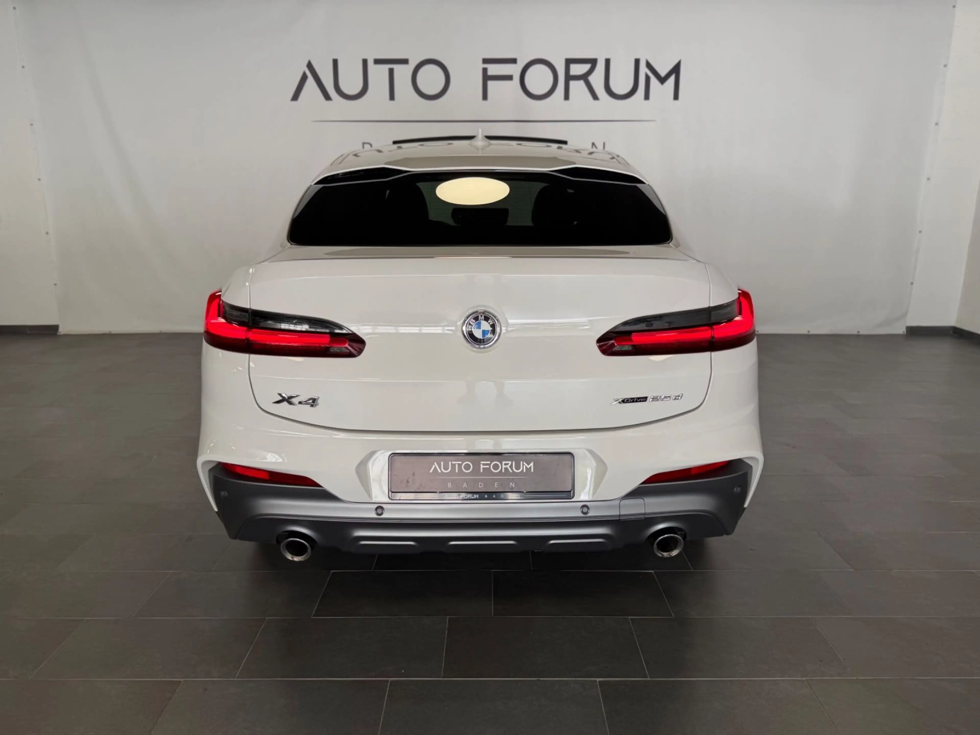 BMW X4 xDrive 25d M Sport*Pano*SHZ*AHK*Virtual* — photo 6