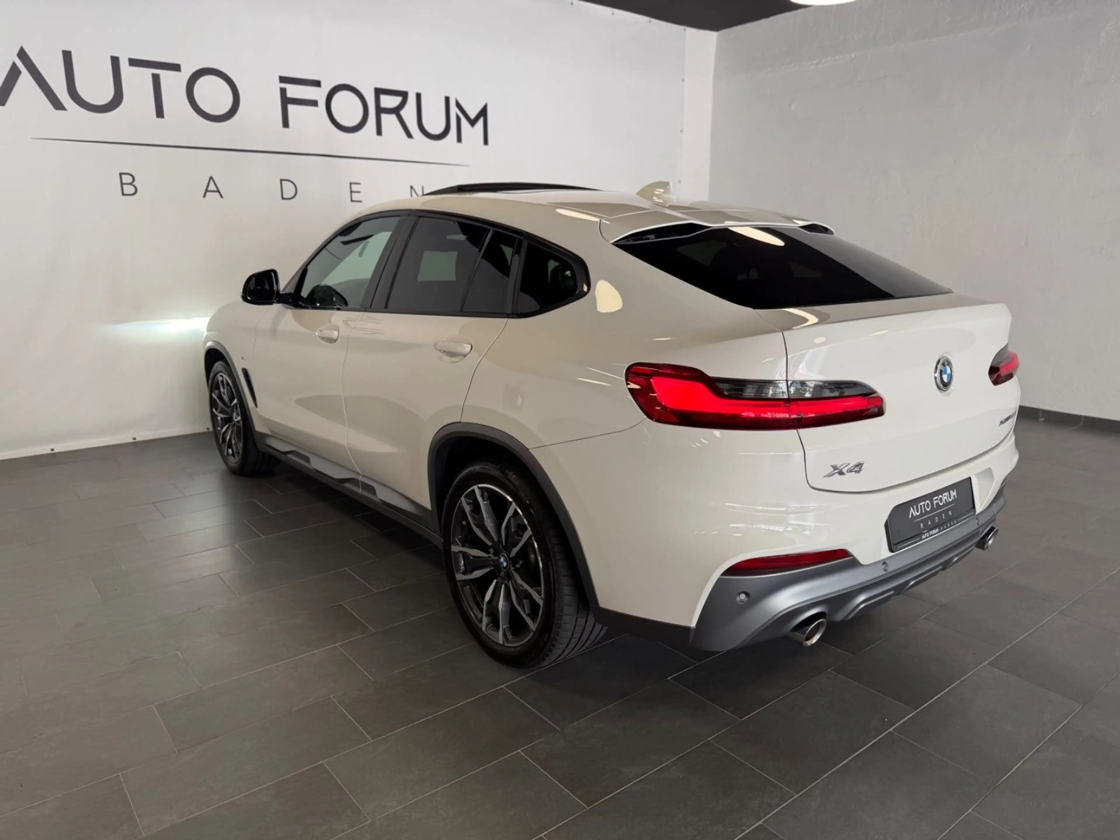 BMW X4 xDrive 25d M Sport*Pano*SHZ*AHK*Virtual* — photo 5
