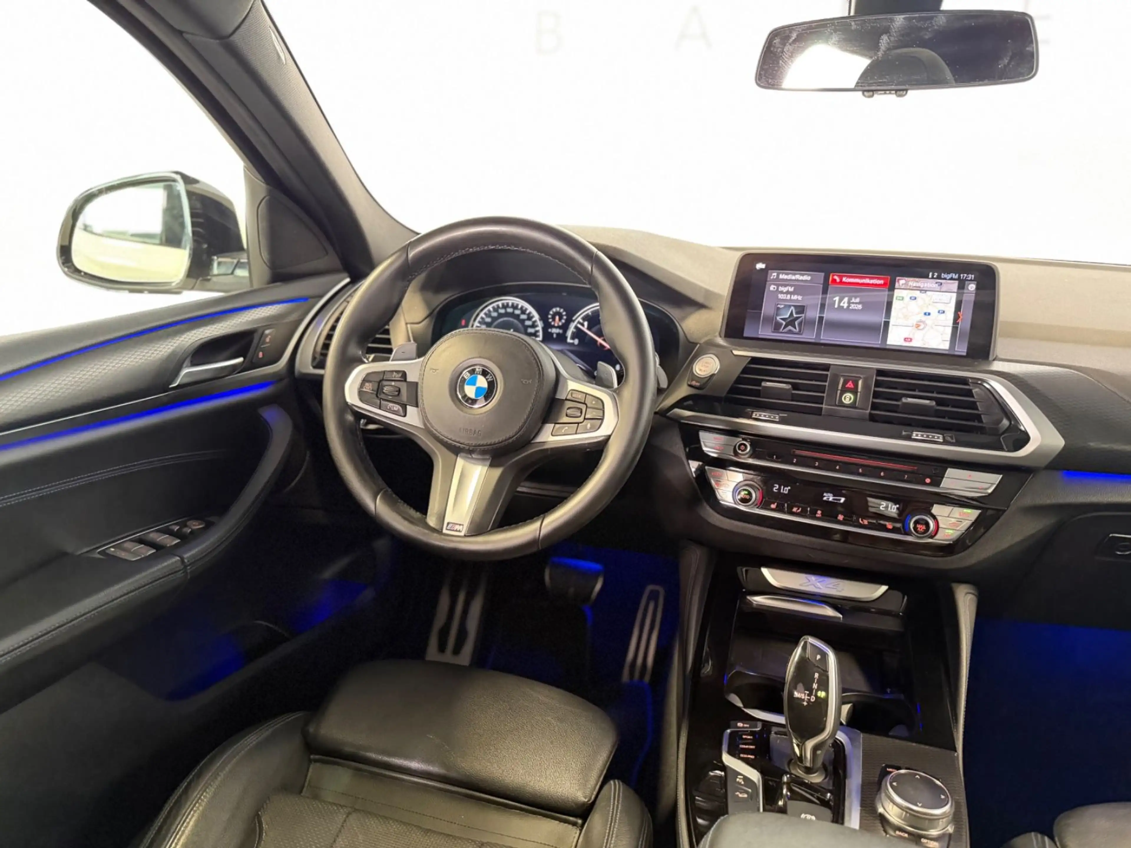 BMW X4 xDrive 25d M Sport*Pano*SHZ*AHK*Virtual* — photo 8