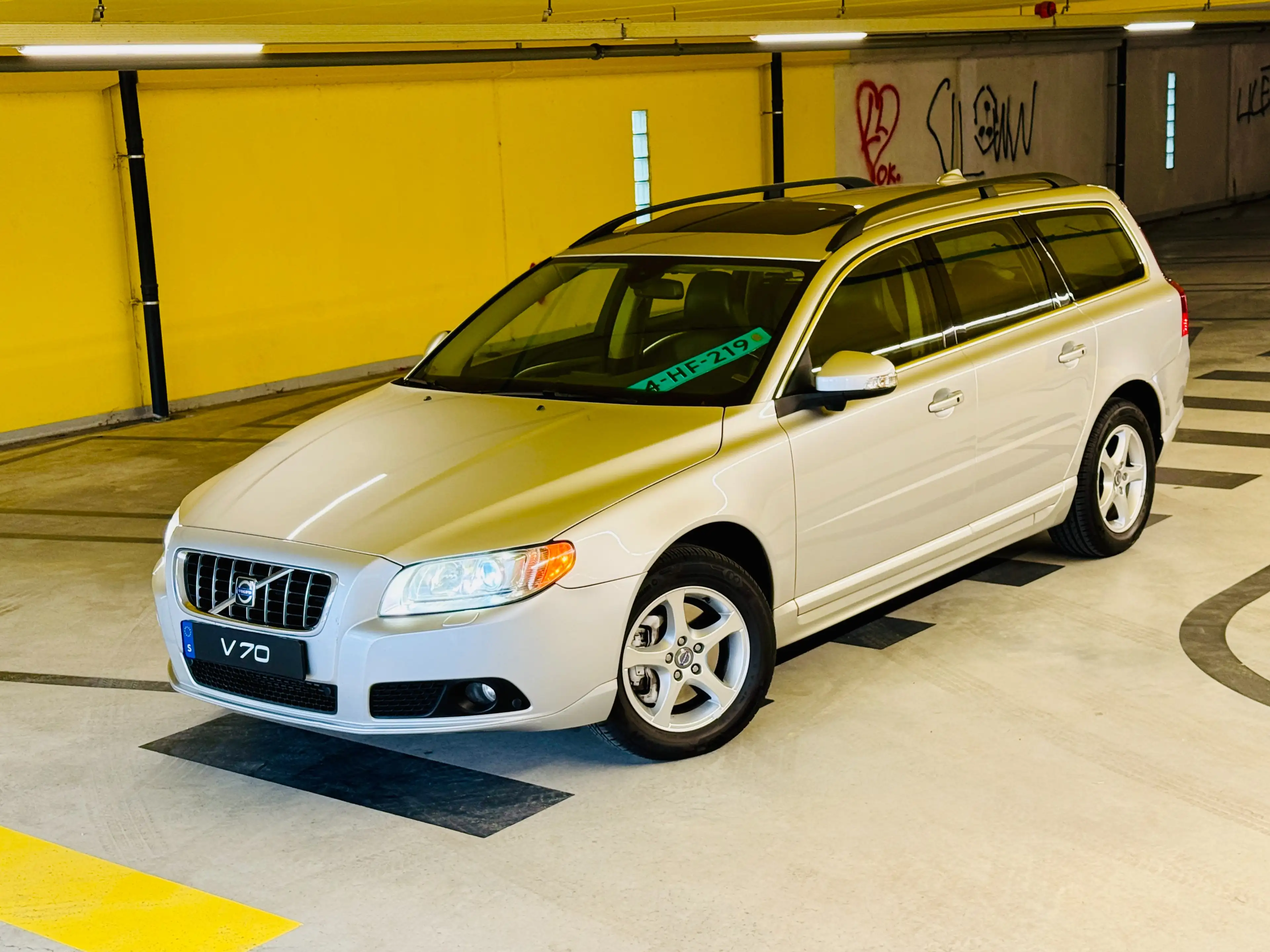 Volvo V70 2.5T | Summum | Automaat | Leder | Aut. Airco