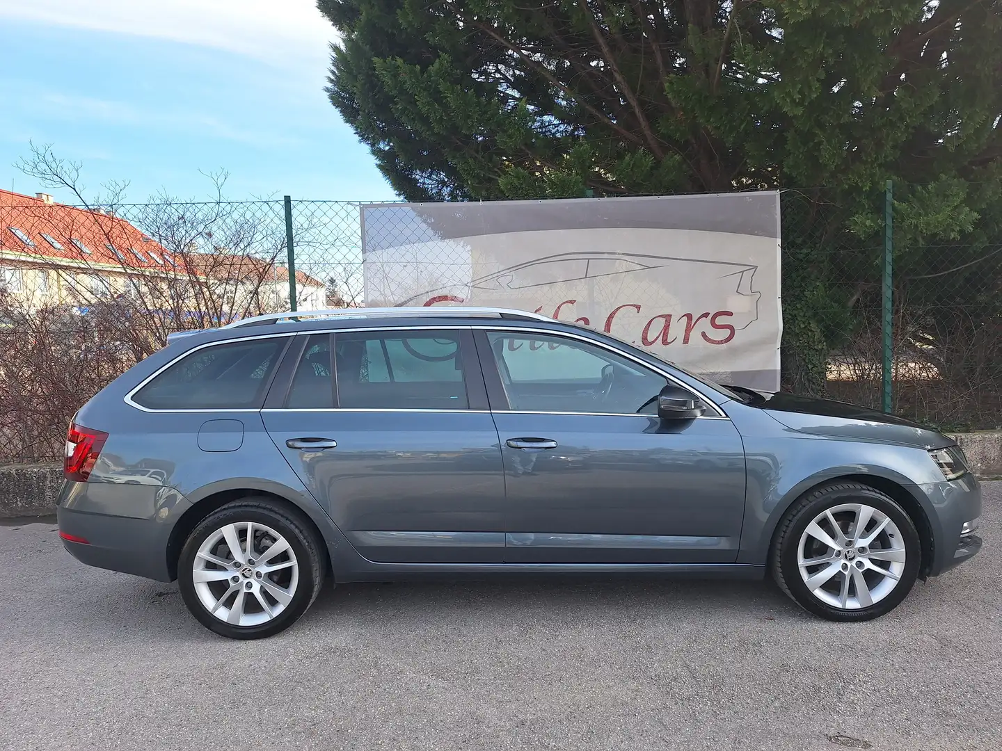 Skoda Octavia Octavia Combi 1.6 TDI Style Grau - 2