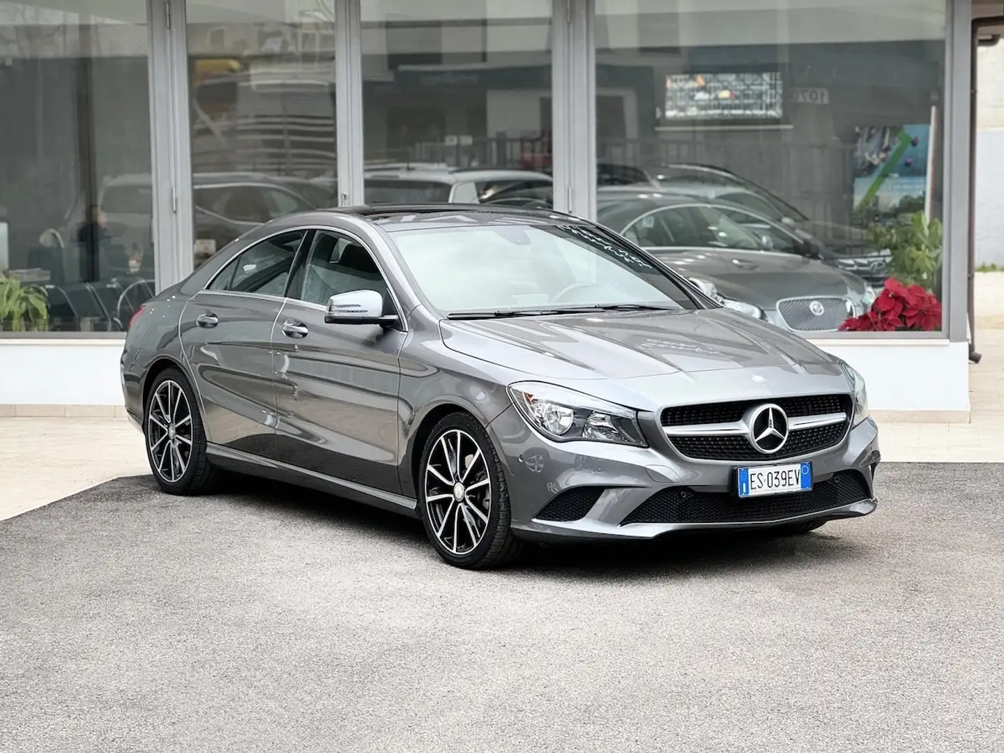Mercedes-Benz CLA 220 2.2 Diesel 170CV E6 Automatica - 2013 Grigio - 1