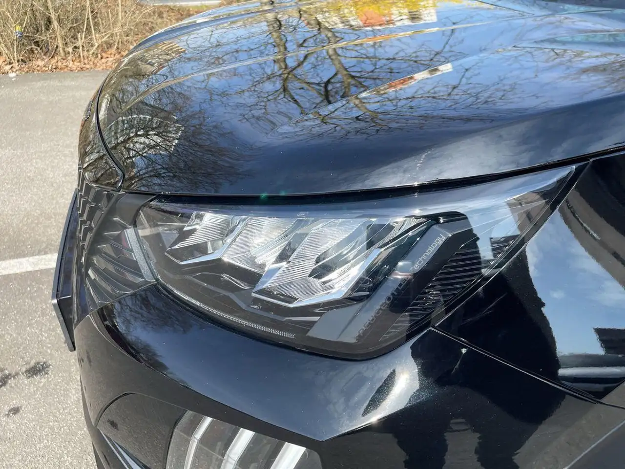 Peugeot 2008 Allure PureTech 130 AT8*Navi*LED*Kamera*Shz 19