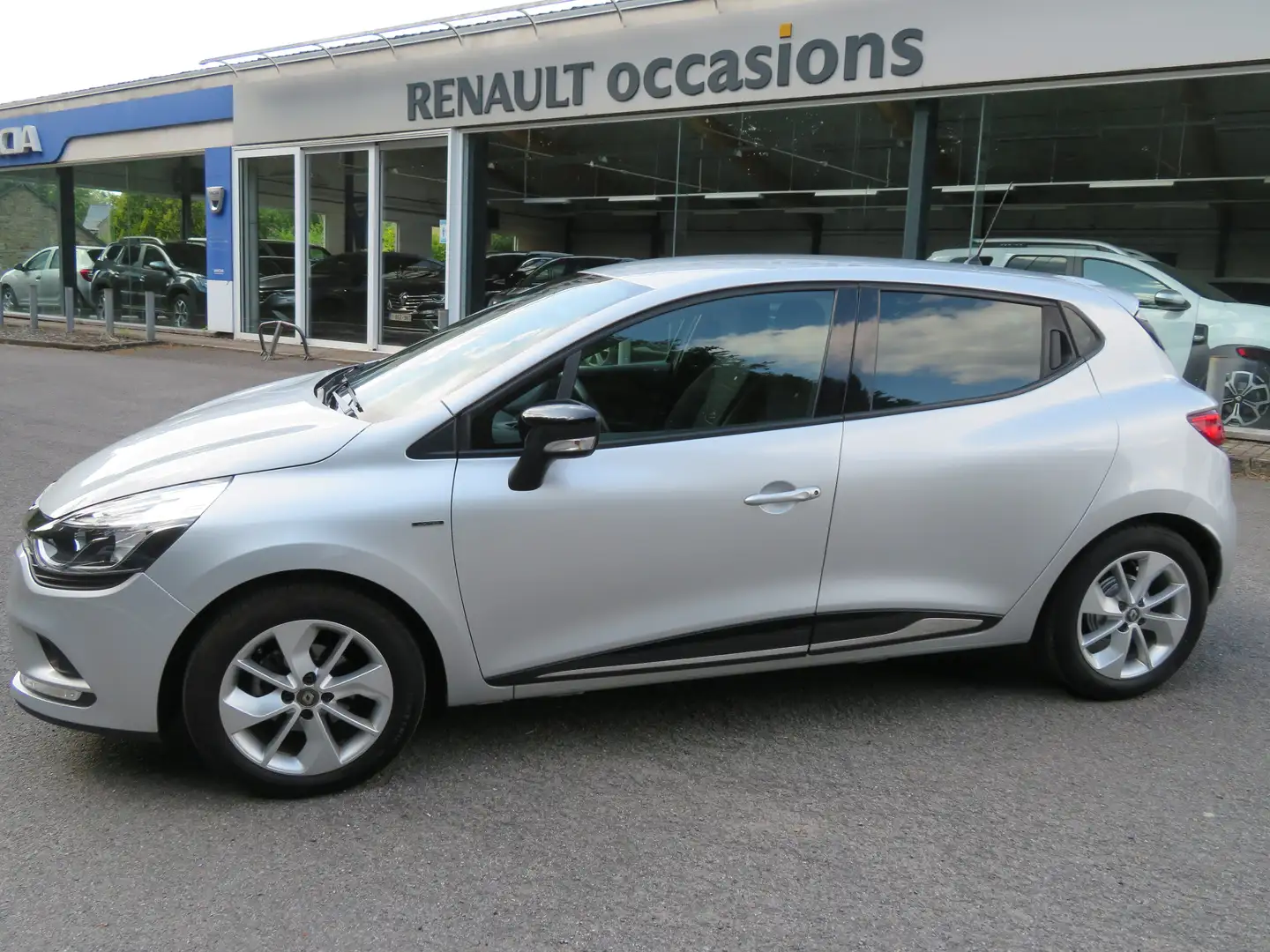 Renault Clio 0.9 TCe Energy Limited Plateado - 1