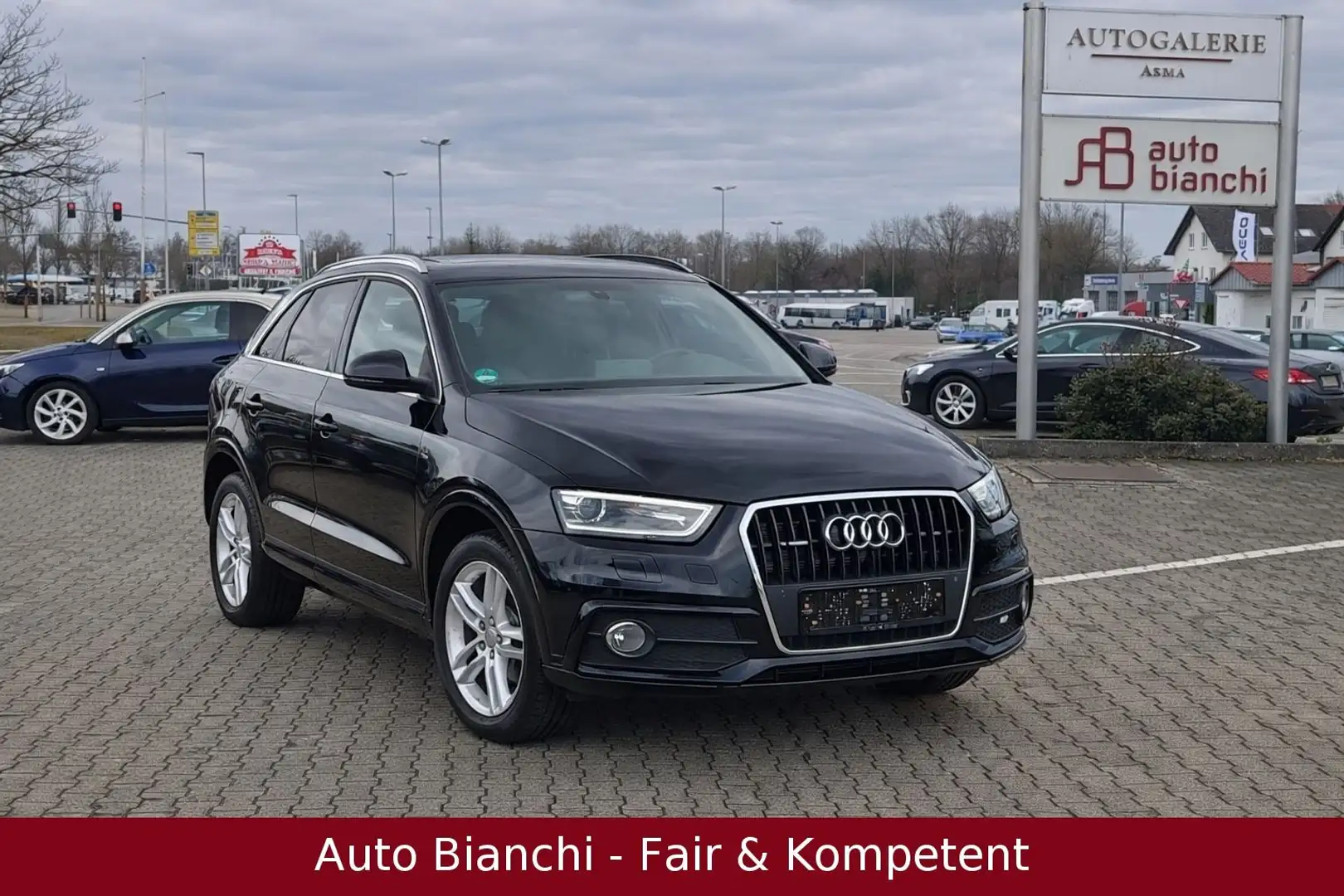 Audi Q3 2.0 TFSI quattro S-Line *Navi *PDC Schwarz - 1