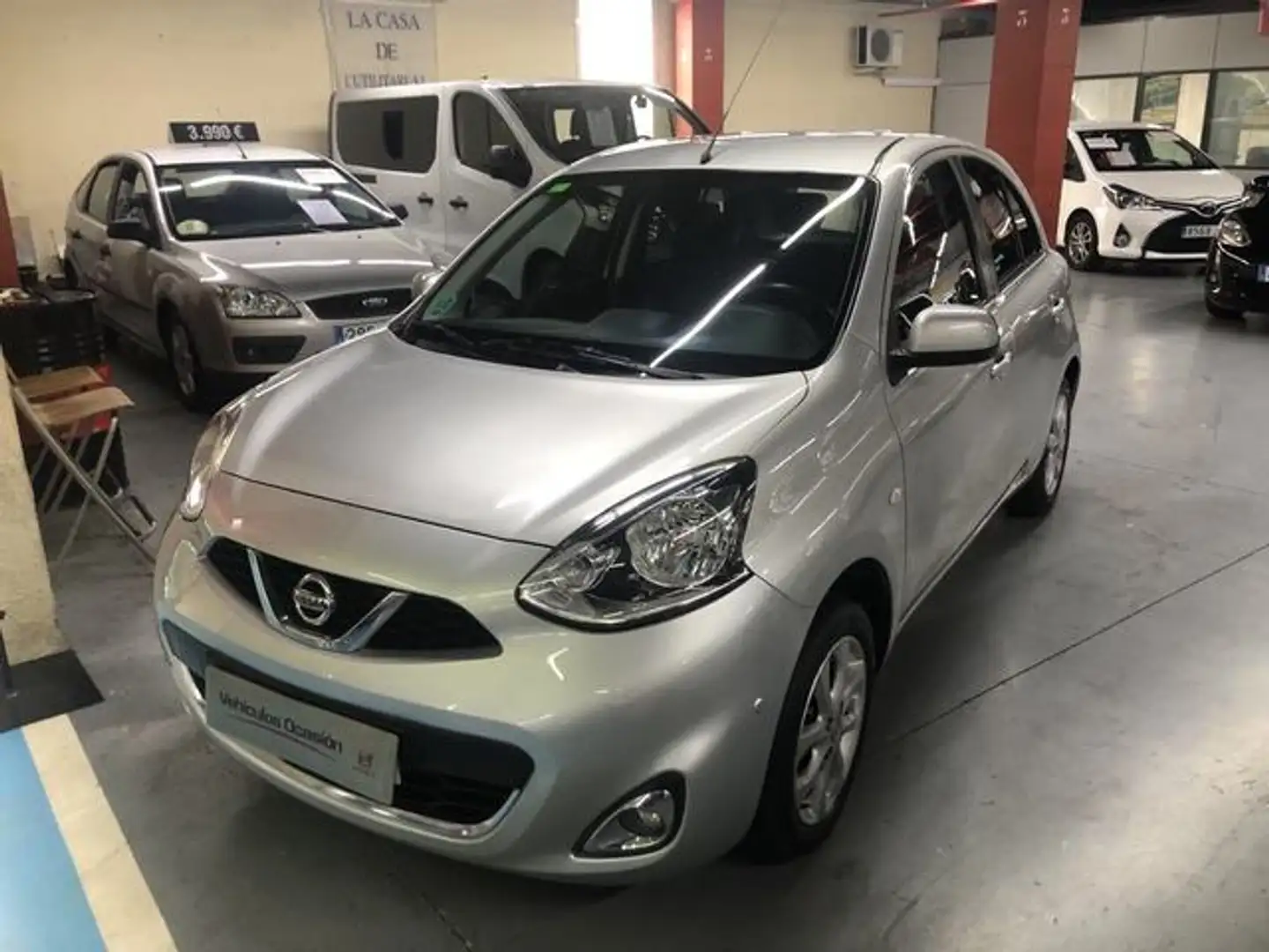 Nissan Micra 1.2 Tekna Sport Plateado - 1