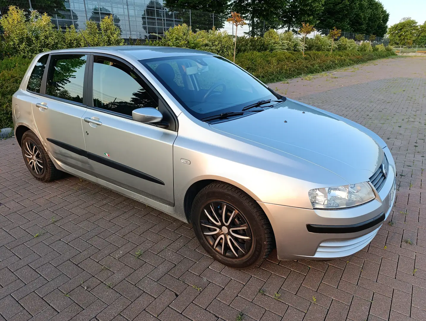 Fiat Stilo Stilo 1.8 Benzina Szary - 2
