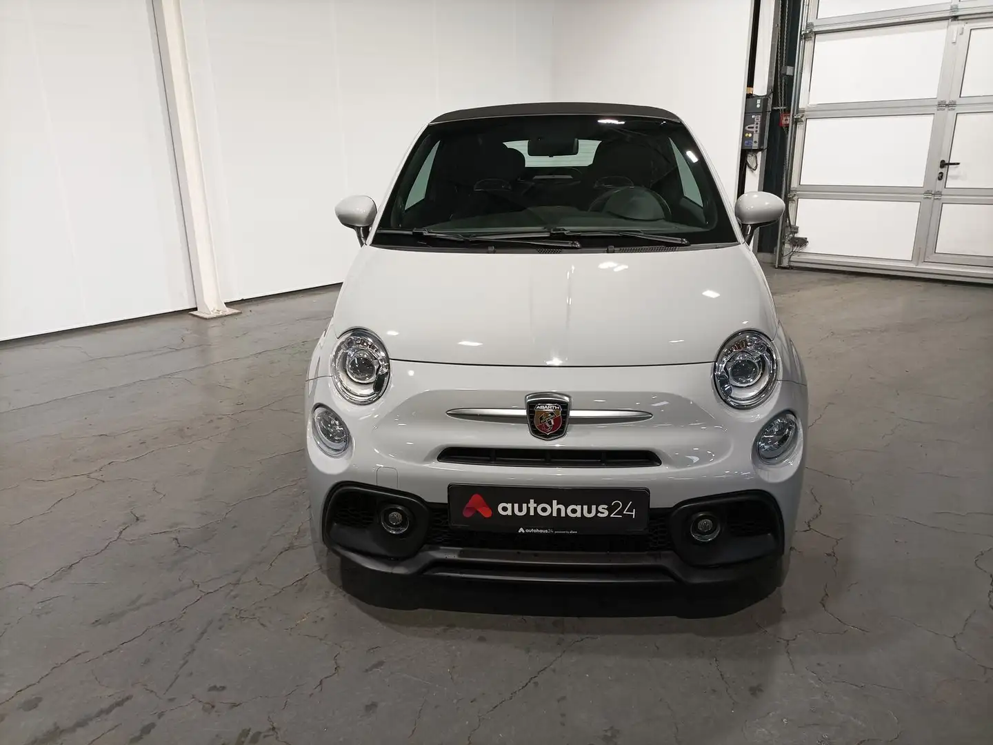 Abarth 595C 1.4 T-Jet Bi-Xen|Navi|ParkPilot|App Grau - 2