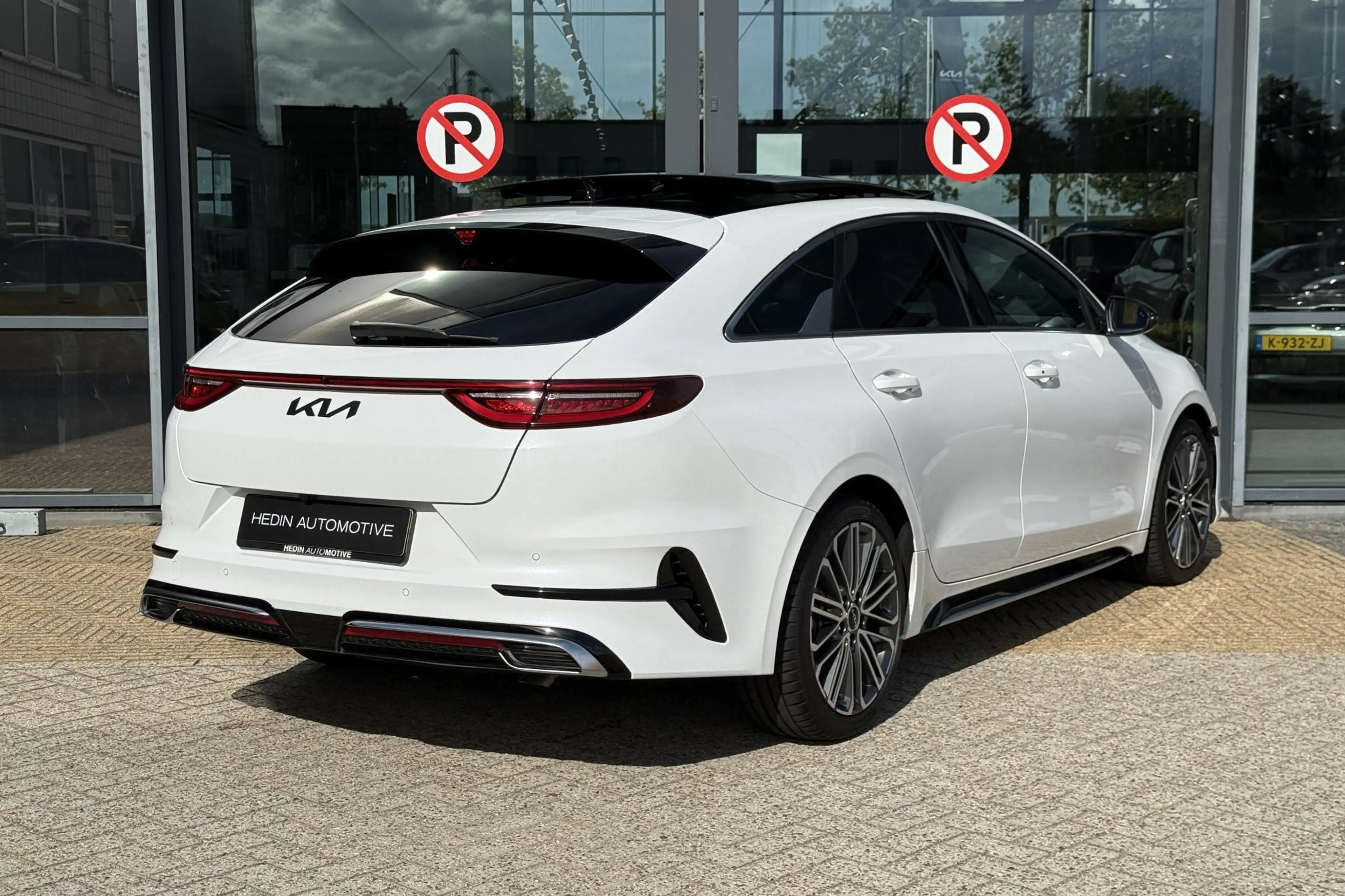 Kia ProCeed / pro_cee'd 1.5 T-GDi GT-PlusLine Half leder/stoffen bekleding — photo 2