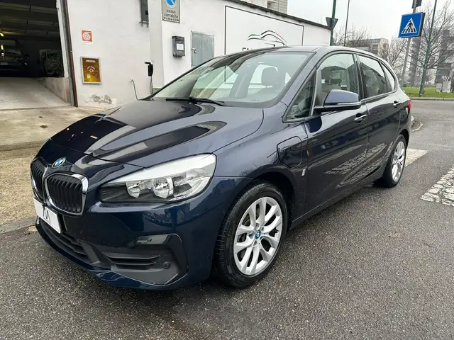 BMW 225 xe Active Tourer iPerformance Advantage