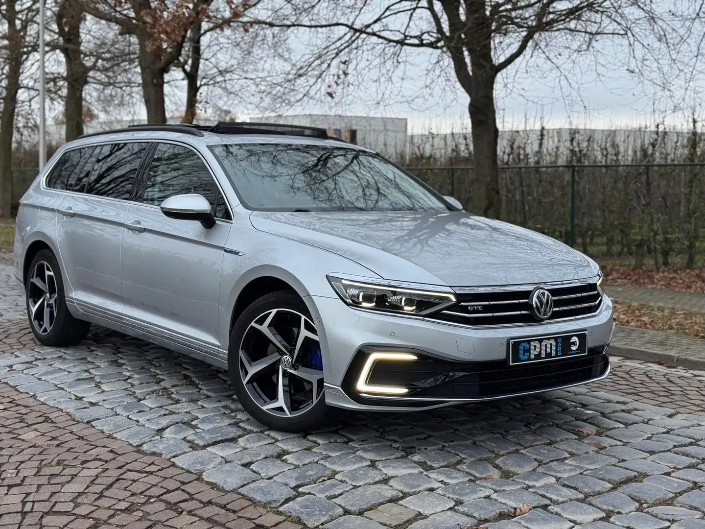 Volkswagen Passat Variant 1.4 TSI Plug-In-Hybrid  GTE * PANO * 360 CAM * Argent - 1