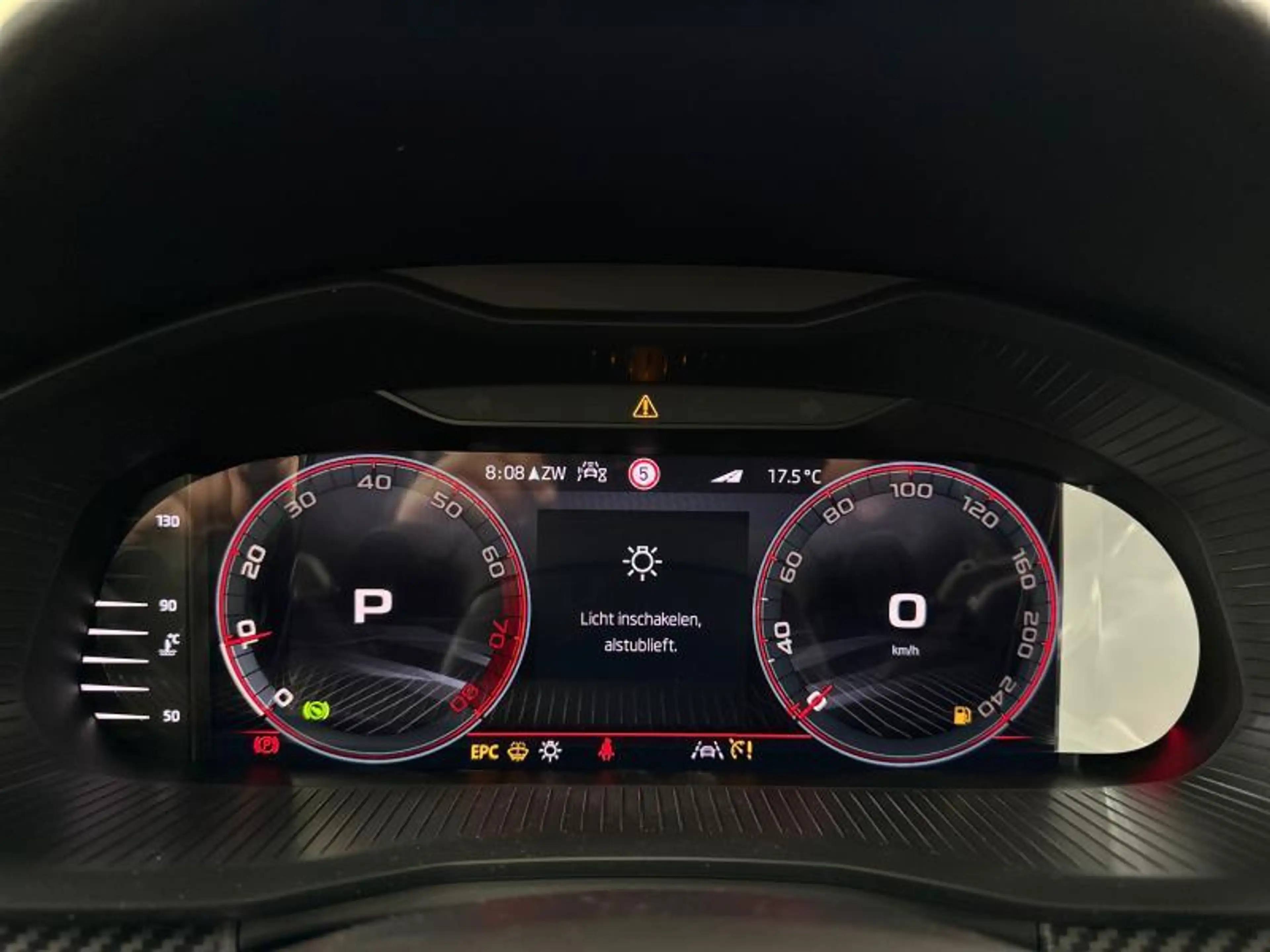 Skoda Scala 1.5 TSI DSG Monte Carlo | pano roof | tow bar — photo 12