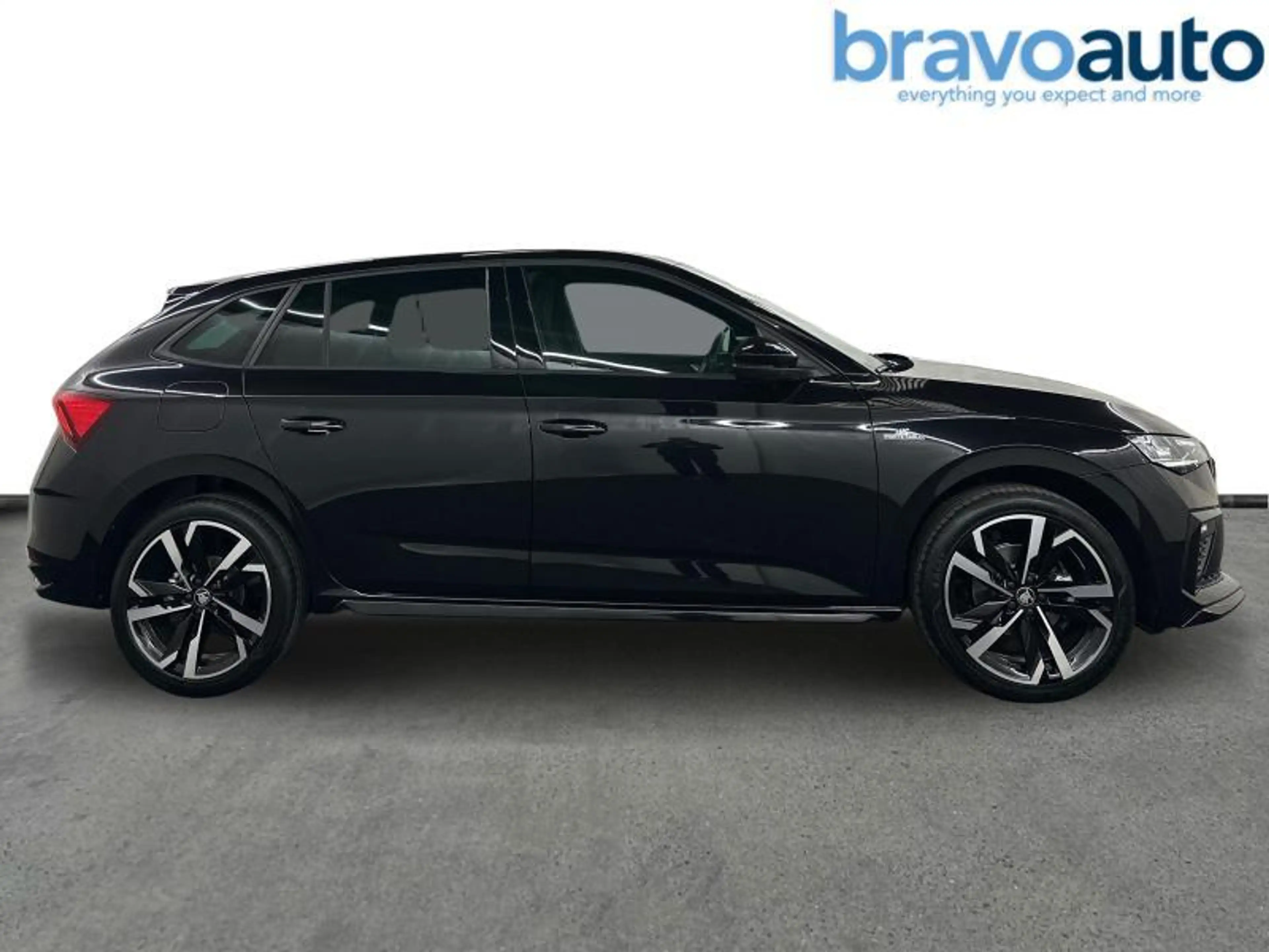 Skoda Scala 1.5 TSI DSG Monte Carlo | pano roof | tow bar — photo 14