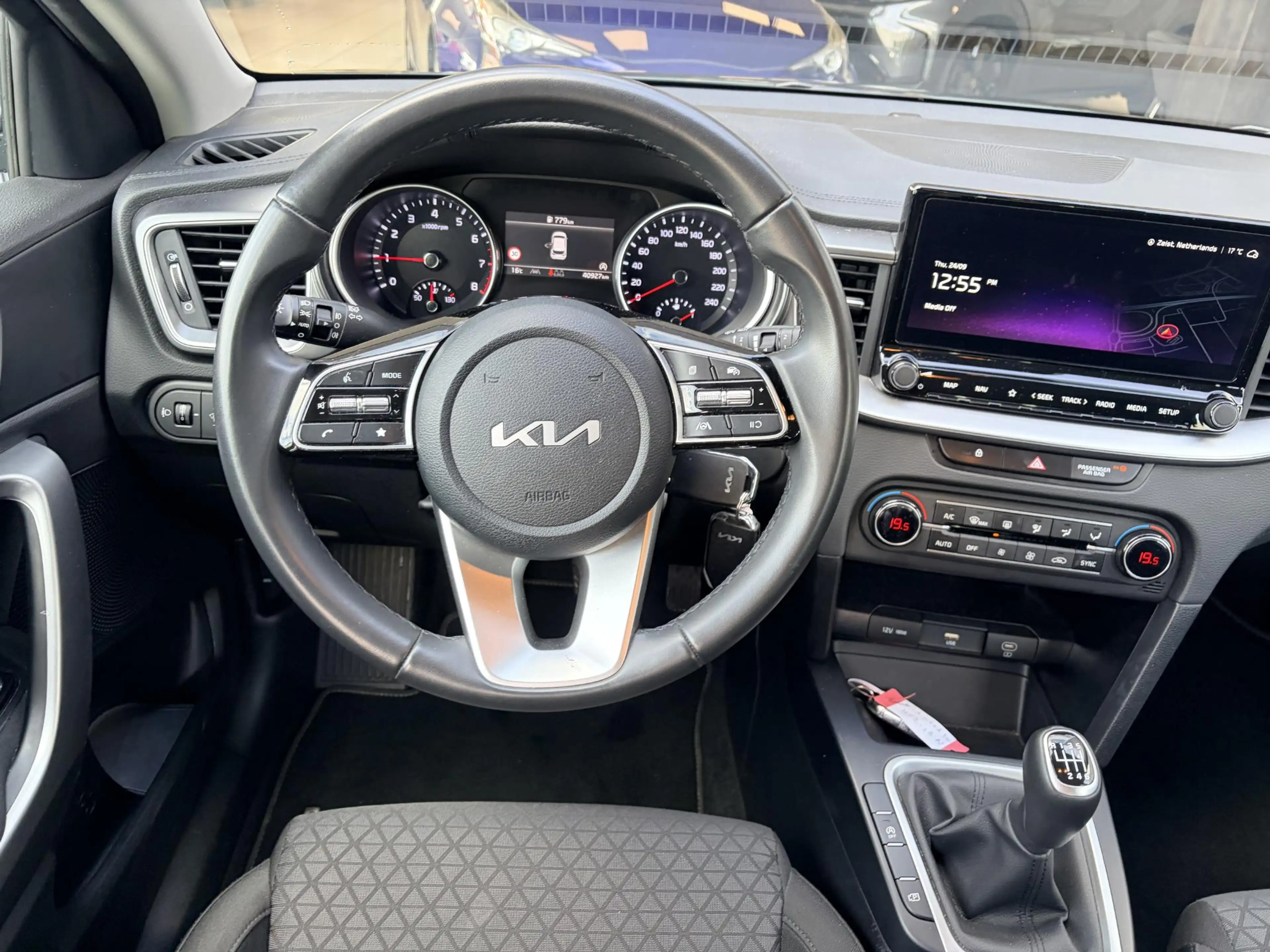 Kia Ceed / cee'd 1.0 T-GDi ComfortLine | Achteruitrijcamera | Clima — photo 12