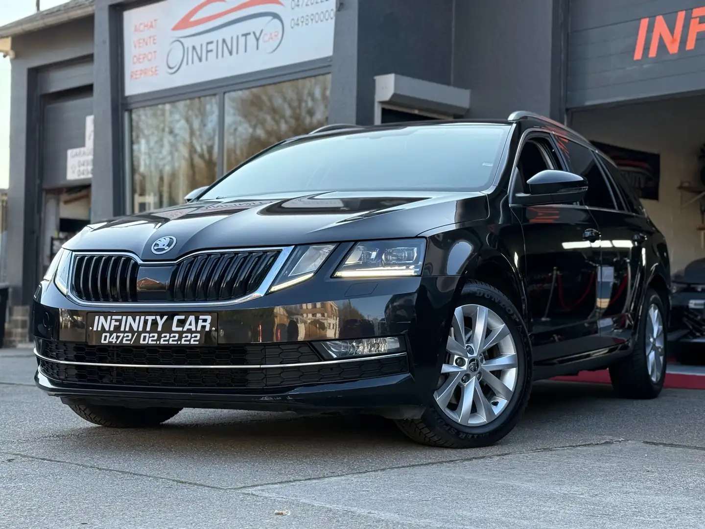 Skoda Octavia SW 2.0 CR TDi Style DSG Zwart - 2