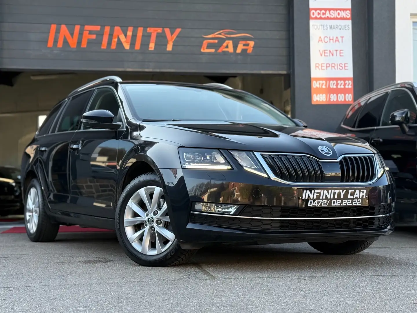 Skoda Octavia SW 2.0 CR TDi Style DSG Zwart - 1