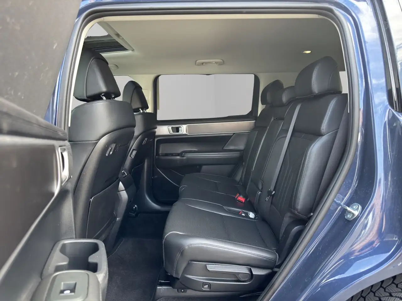 Hyundai SANTA FE снимка Hyundai SANTA FE
