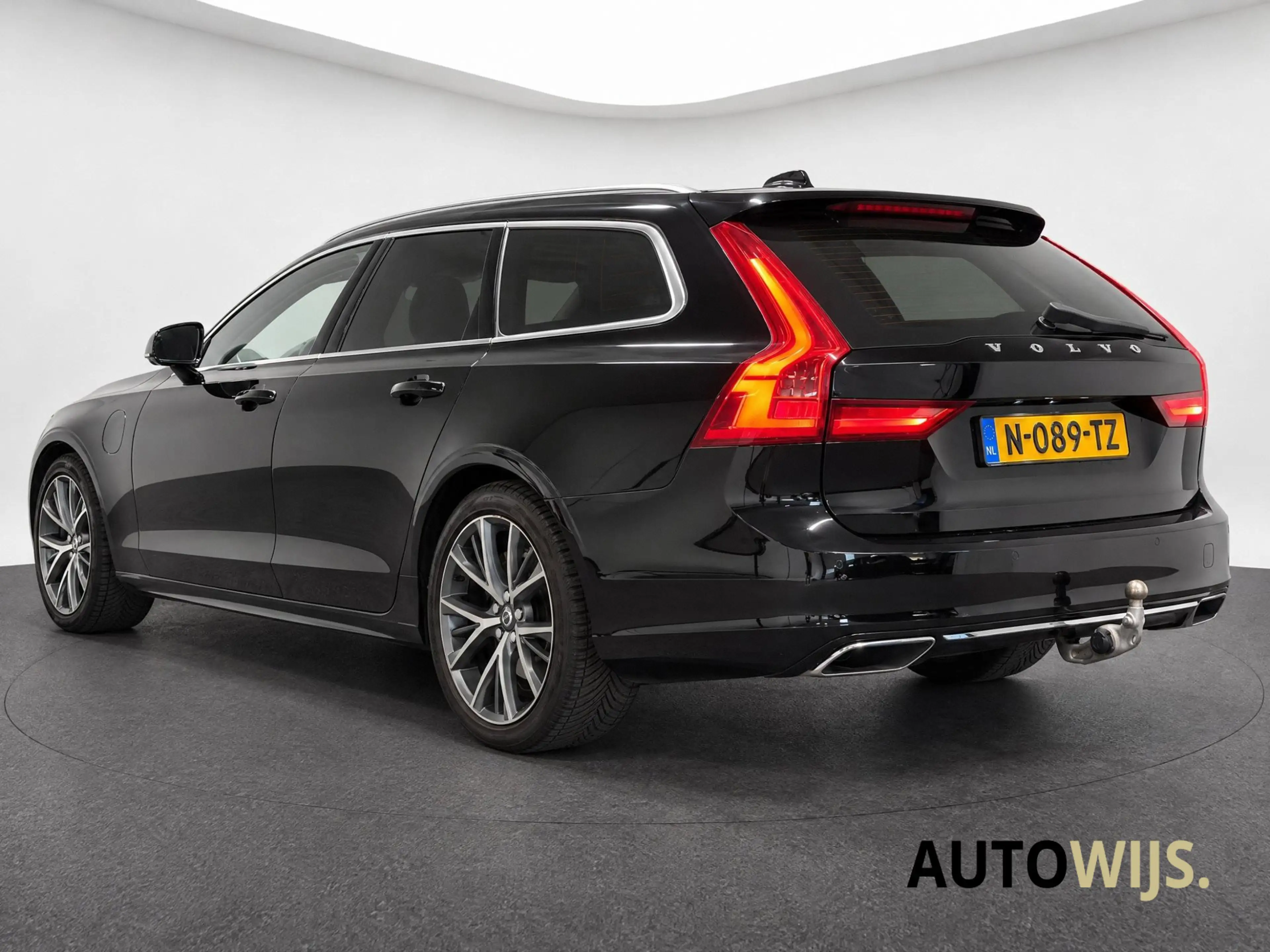 Volvo V90 2.0 T8 AWD Momentum|LED|Stoelverw|CRUISE| — photo 4