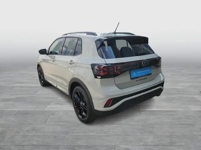 Volkswagen T-Cross view 4