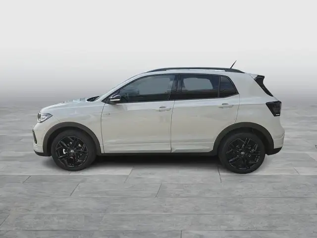 Volkswagen T-Cross view 3