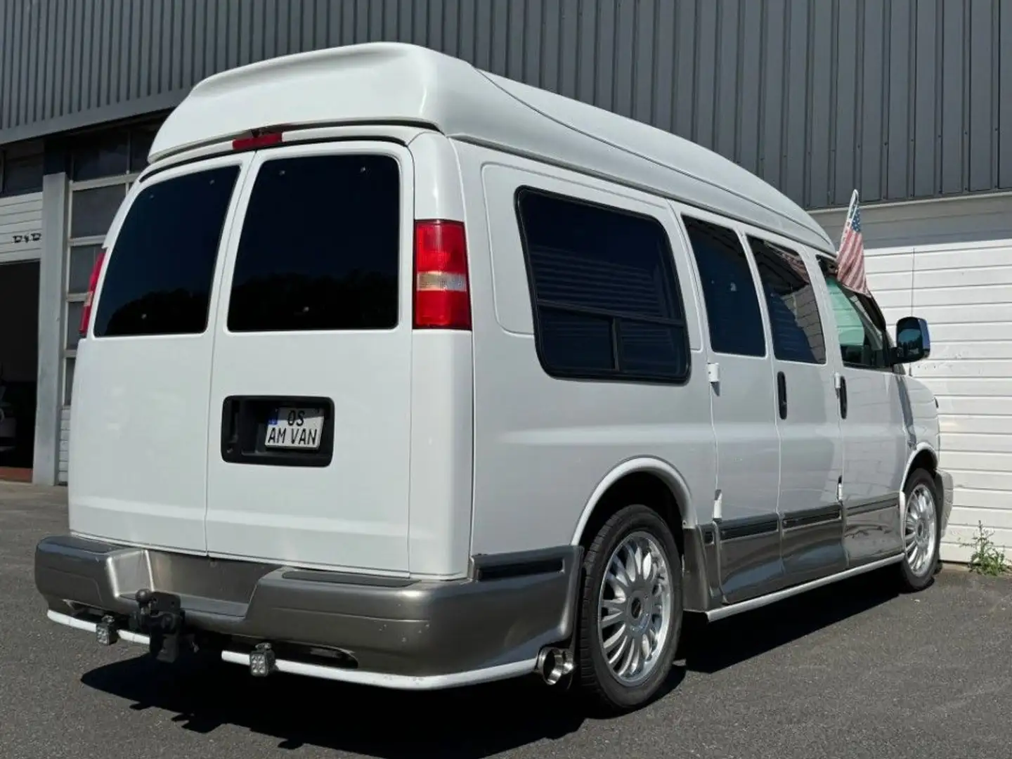 Chevrolet Express Chevy Van Cobra Conversion High Top Weiß - 2