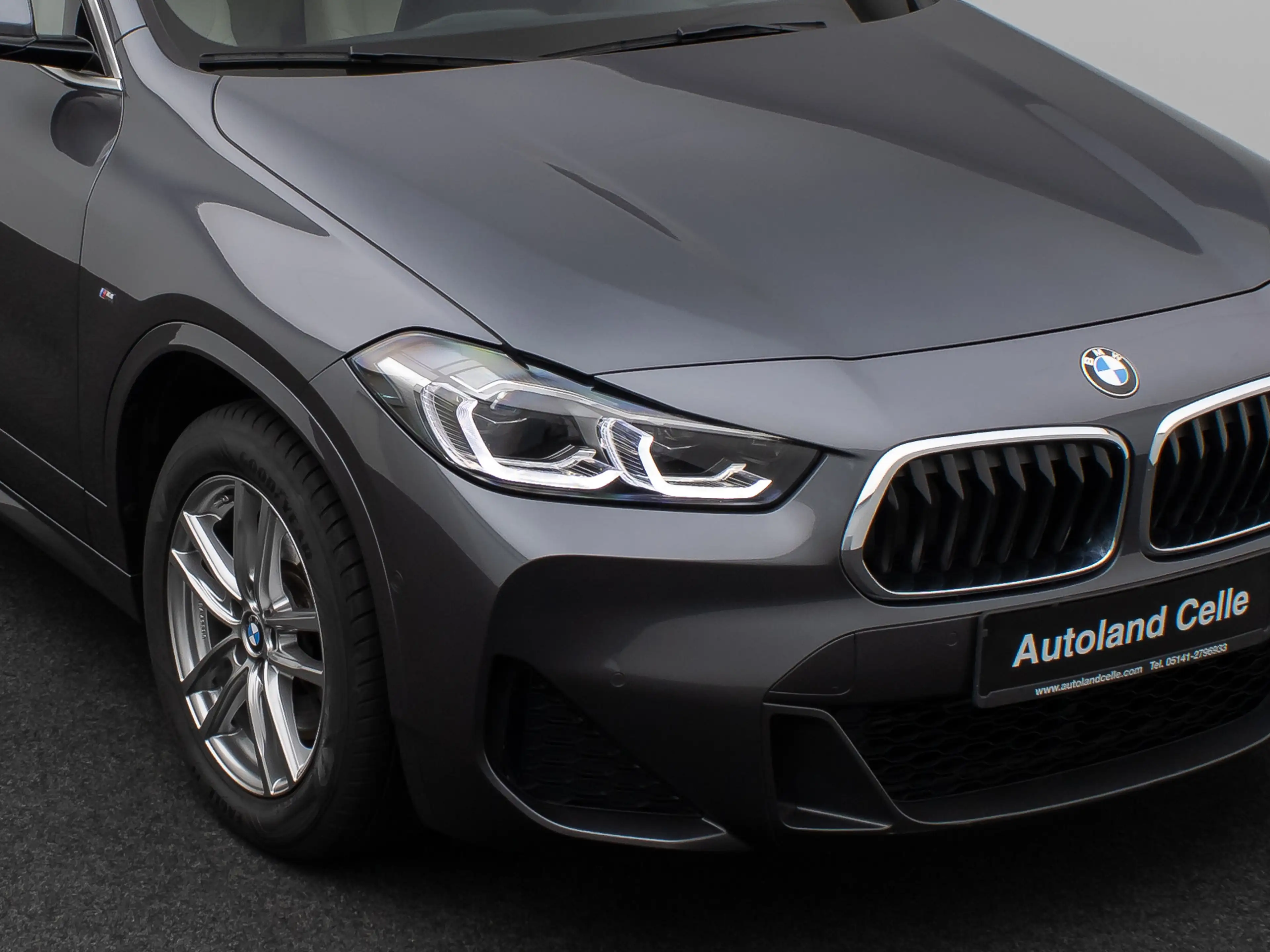 BMW X2 M Sport Panorama Kamera HUD DAB Komfort — photo 17