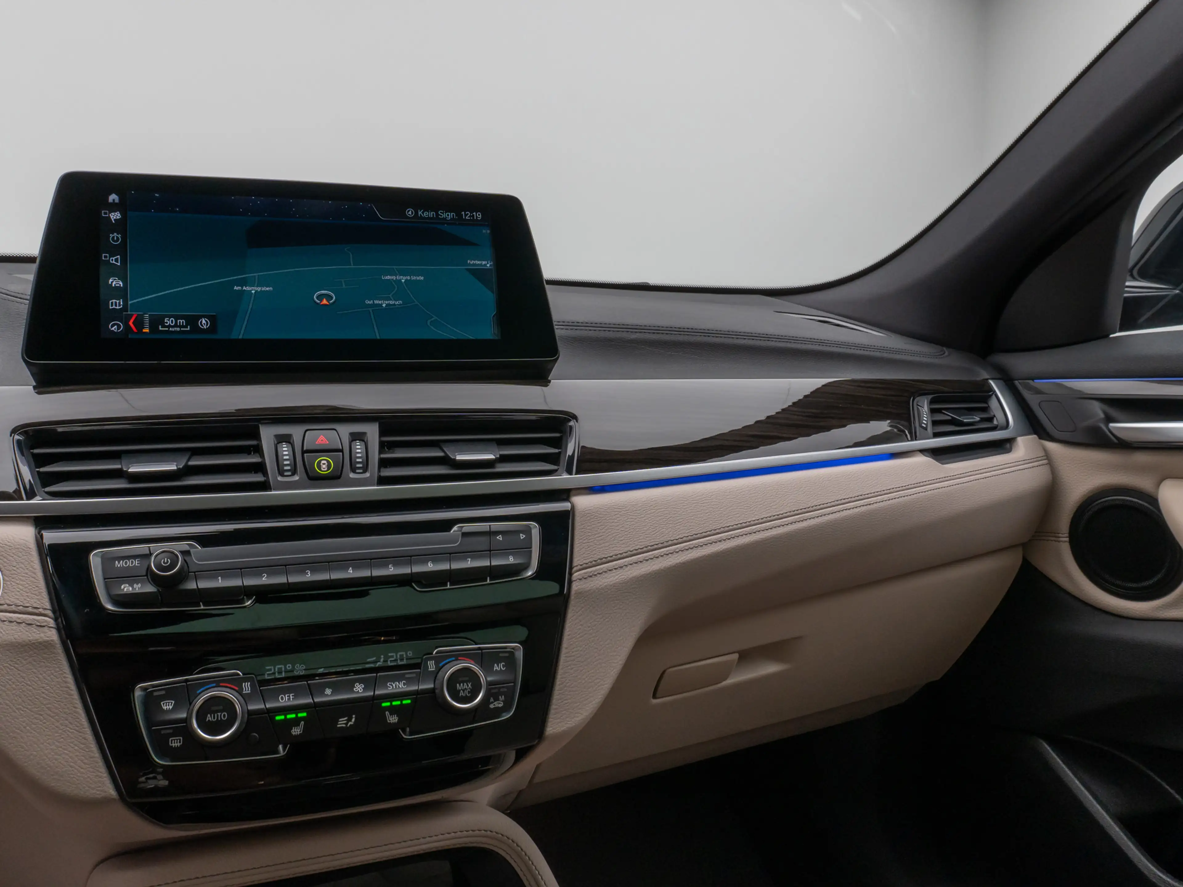 BMW X2 M Sport Panorama Kamera HUD DAB Komfort — photo 21