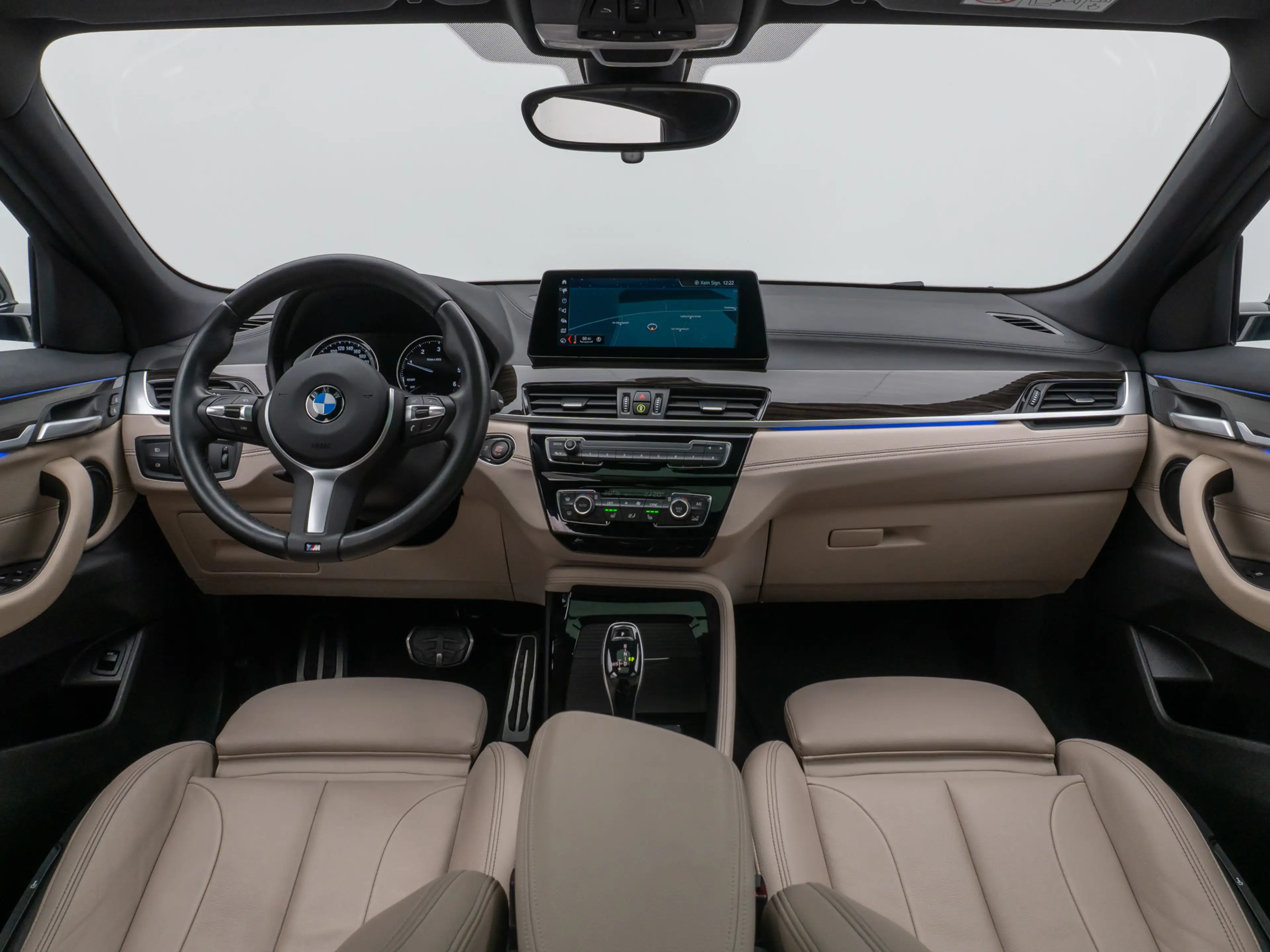 BMW X2 M Sport Panorama Kamera HUD DAB Komfort — photo 39