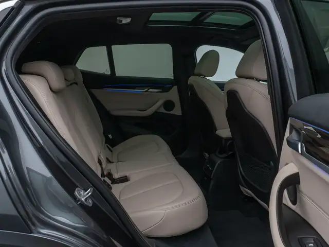 BMW X2 view 26
