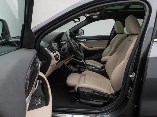 BMW X2 view 19