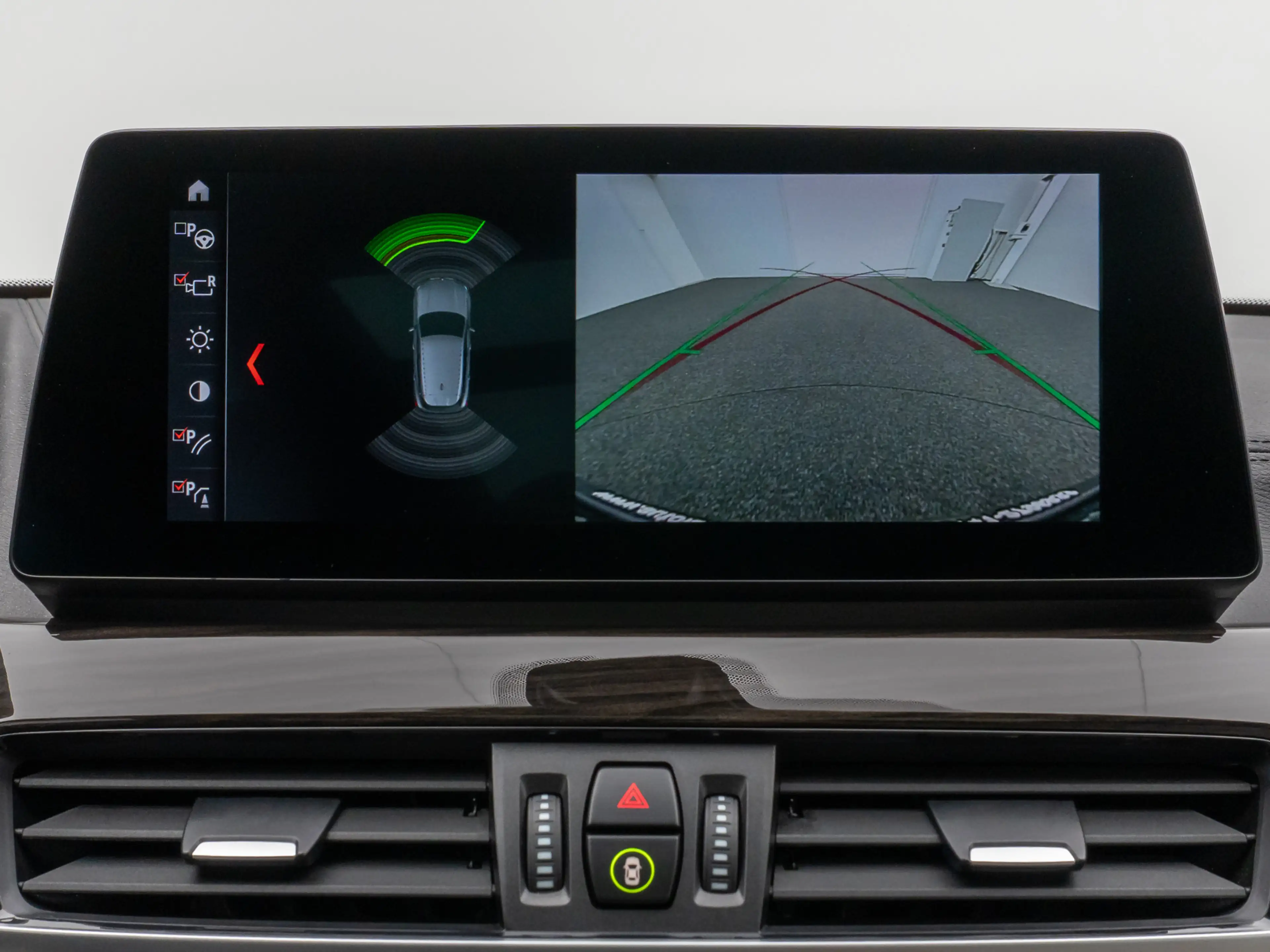 BMW X2 M Sport Panorama Kamera HUD DAB Komfort — photo 42