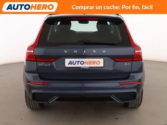 Volvo XC60 view 5