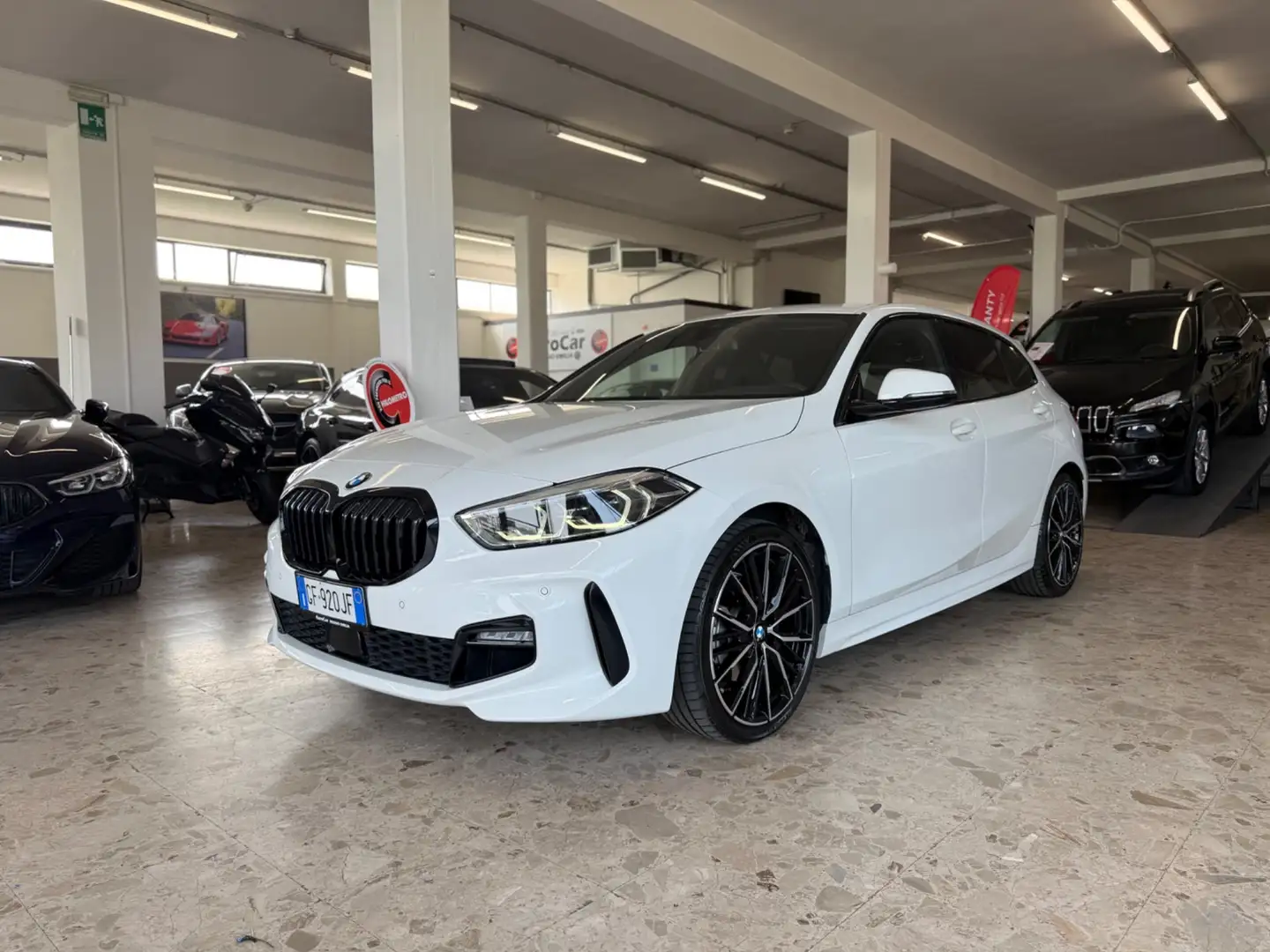 BMW 118 118d 5p. Msport Bianco - 1