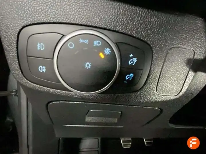 Ford Focus 1.0 Ecoboost ST-Line 2018, foto 25