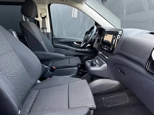 Mercedes-Benz Vito view 10