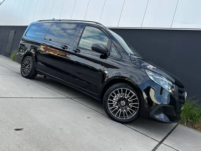 Mercedes-Benz Vito view 9