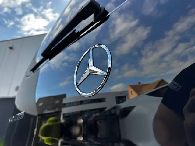 Mercedes-Benz Vito view 28