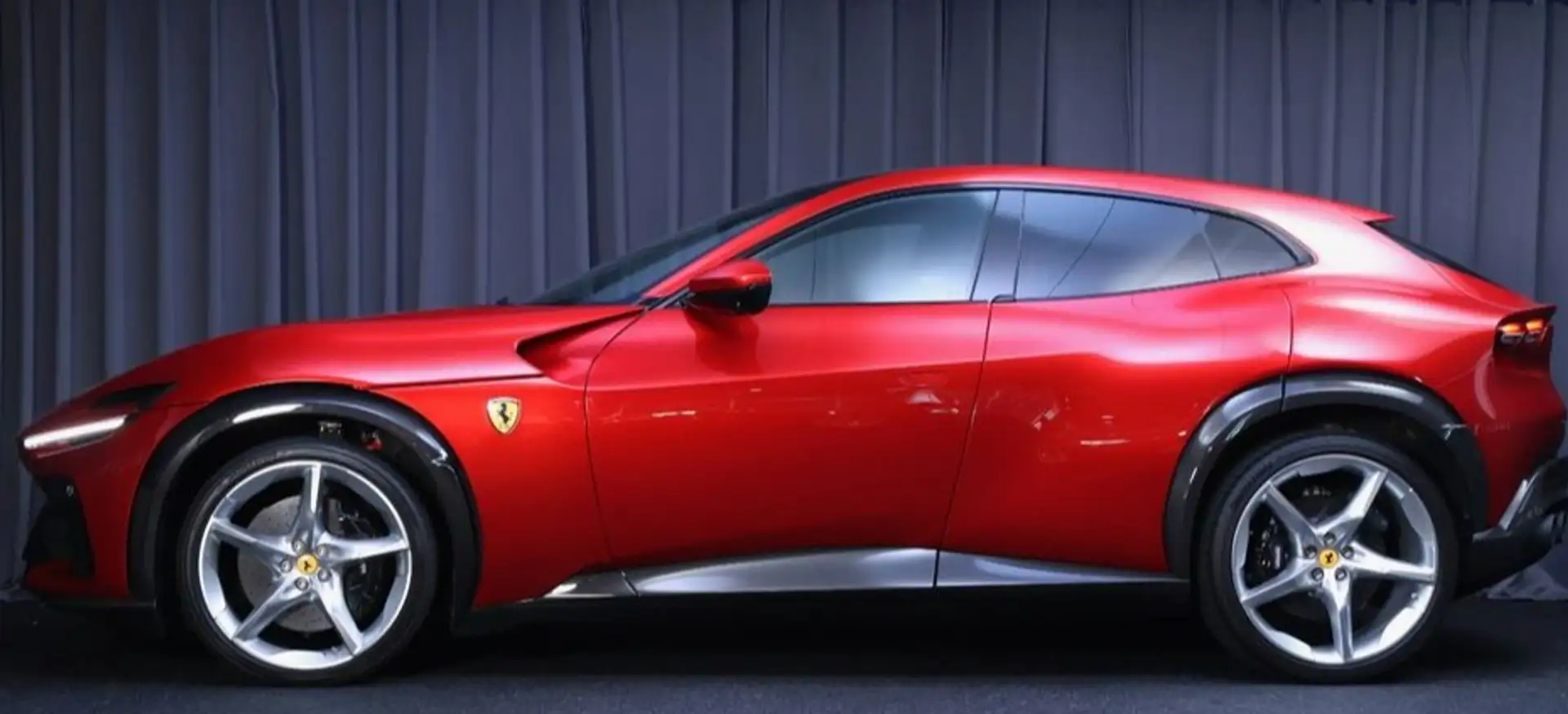 Ferrari Purosangue 6.5 Rouge - 2